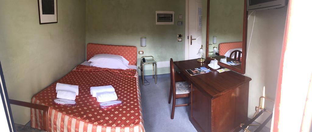 Hotel Villa Delle Ortensie Sant'Omobono Imagna Εξωτερικό φωτογραφία
