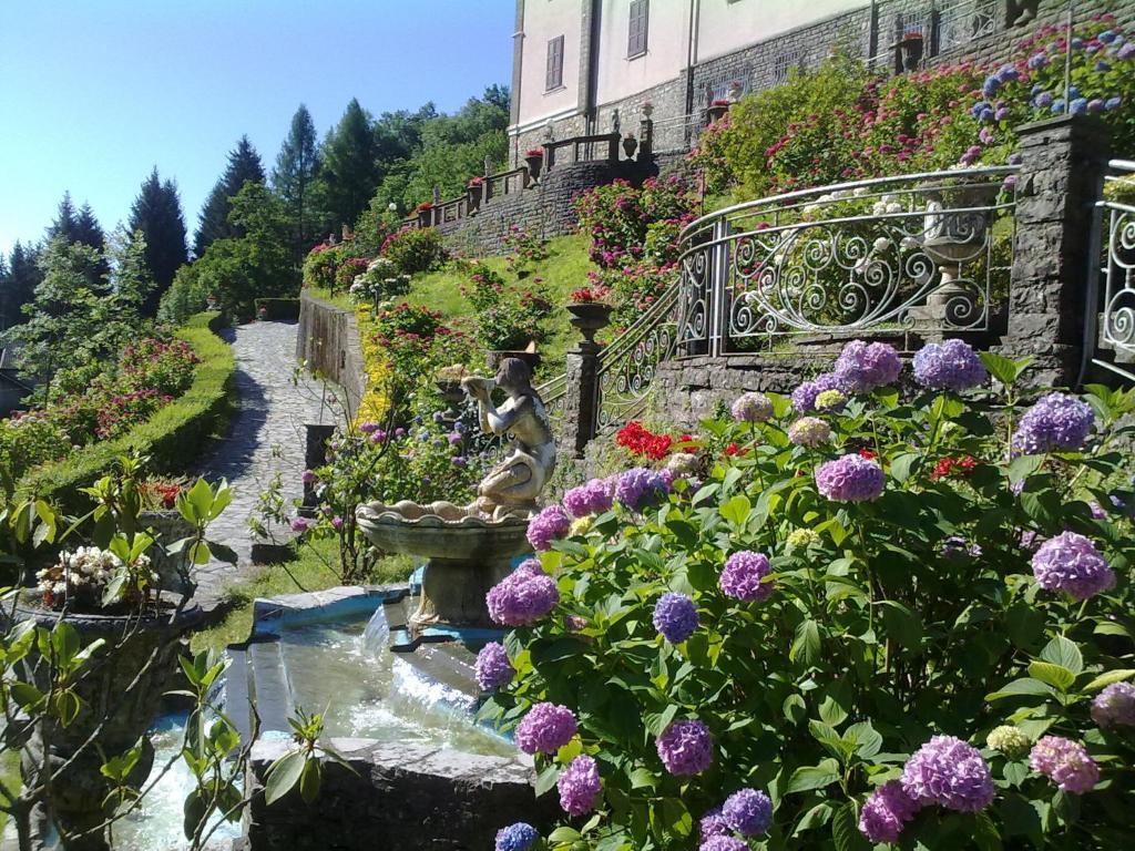 Hotel Villa Delle Ortensie Sant'Omobono Imagna Εξωτερικό φωτογραφία