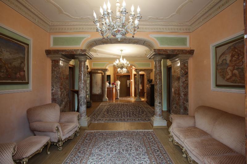 Hotel Villa Delle Ortensie Sant'Omobono Imagna Εξωτερικό φωτογραφία